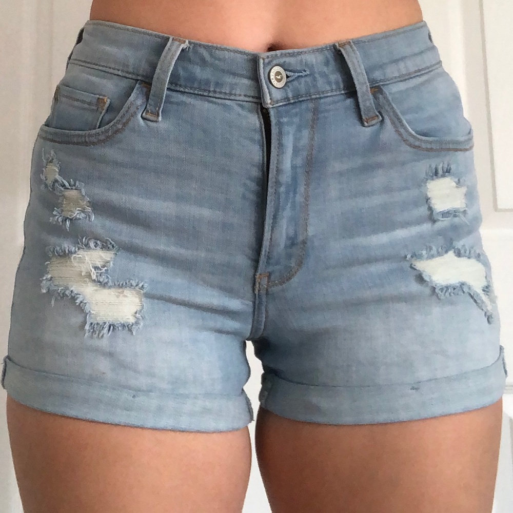 Hollister High-Rise Shorts 3"
